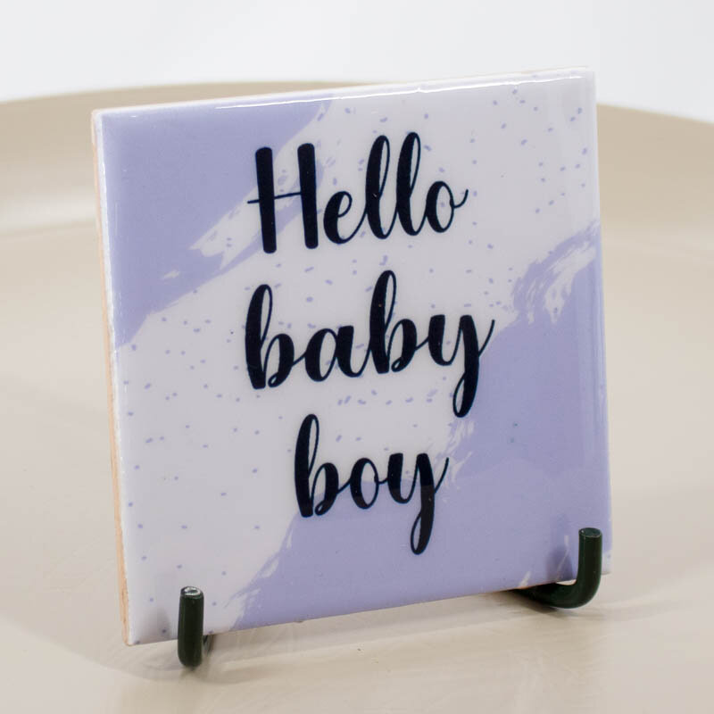 Tegeltje hello baby boy op standaard