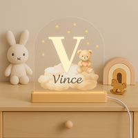 Nachtlampje Initiaal V met Naam &ndash; Beertje op Wolk