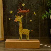 Schattige giraffe | Nachtlampje met naam | Mooi Kraam cadeau