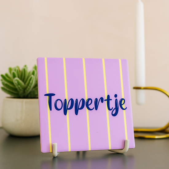 Cadeautegel keramiek paars geel met blauwe tekst Toppertje