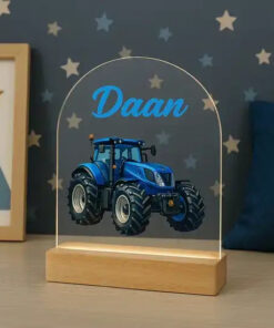 Nachtlampje met naam – Blauwe Tractor | Gepersonaliseerd cadeau voor kinderen